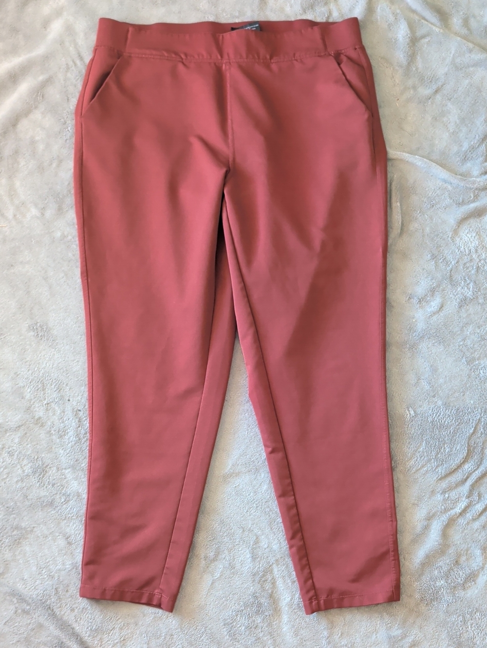 Women's Rust Pull-On Stretch Bottoms